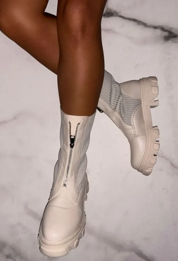 NO DOUBT Distracting You Over Cream Zip Up Ankle Sock Boots<Women Boots