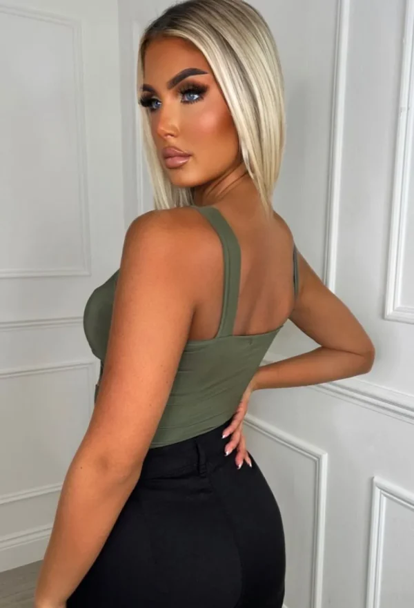 STYLEWISE Favourite Feeling Khaki Cut Out Crop Top<Women Crop Tops & Bralets