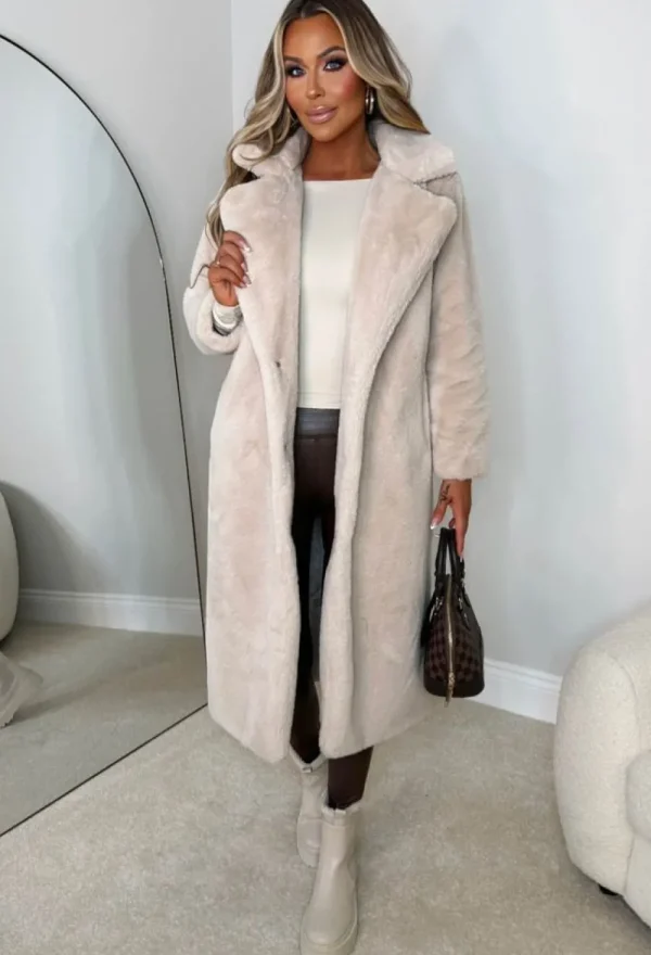 GO TOGETHER Fur Fantasy Beige Faux Fur Belted Coat<Women Coats And Jackets