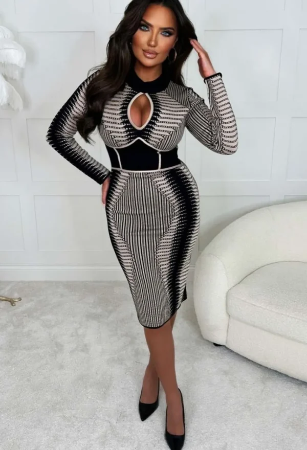 MOOCCI Illusion Of Love Beige Long Sleeve Body Sculpt Illusion Knitted Midi Dress<Women Dresses