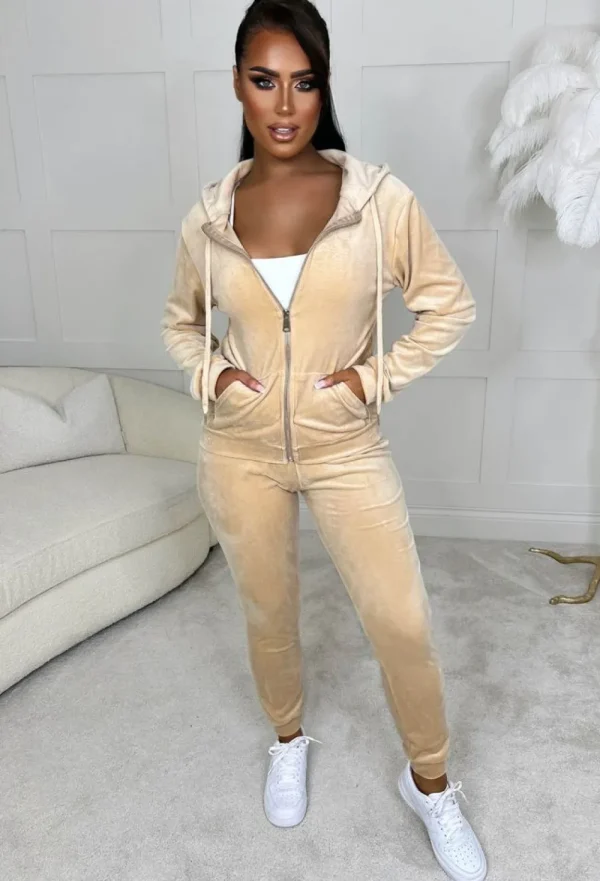 BABEZ Lounge Season Beige Velour Hooded Zip Up Loungewear Set<Women Loungewear