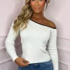 LUCCE Mind Your Business White Off The Shoulder Top<Women Tops