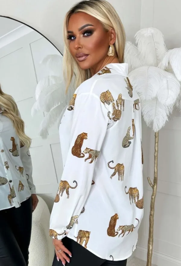 Z2 On Your Mind White Leopard Print Gold Button Oversized Shirt<Women Tops